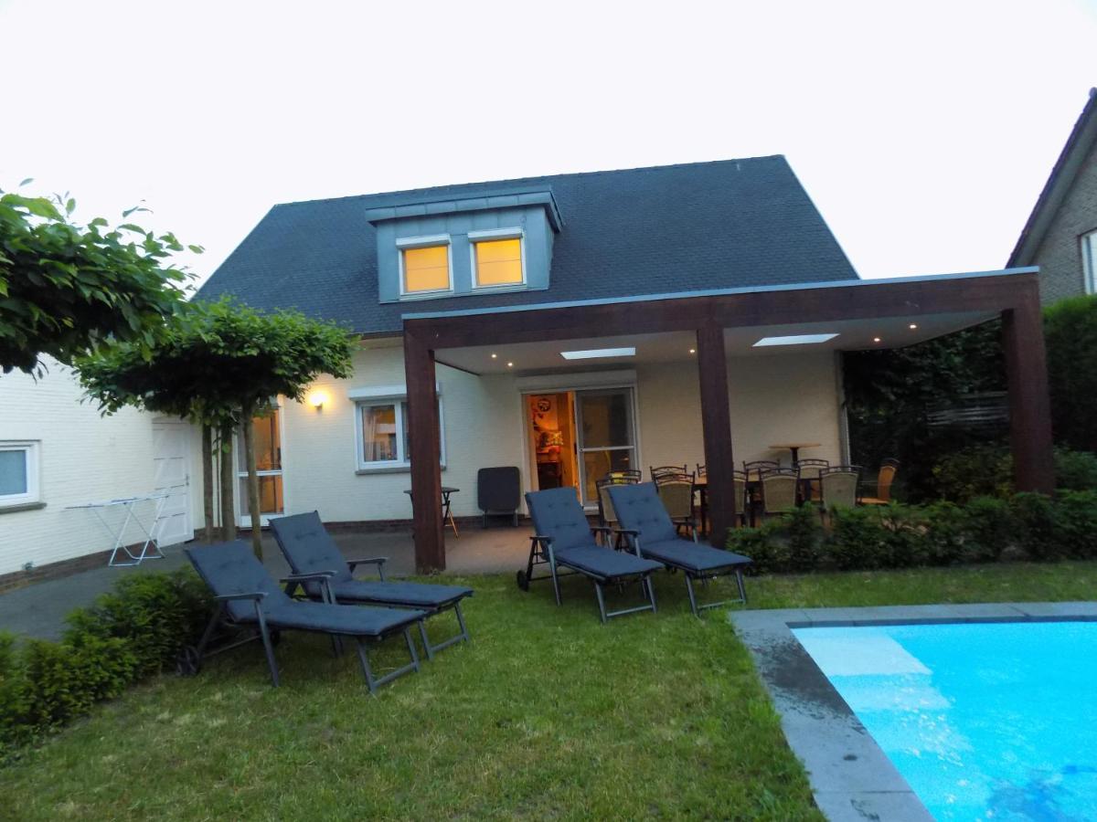 Villa Maas & Kempen Maaseik Esterno foto