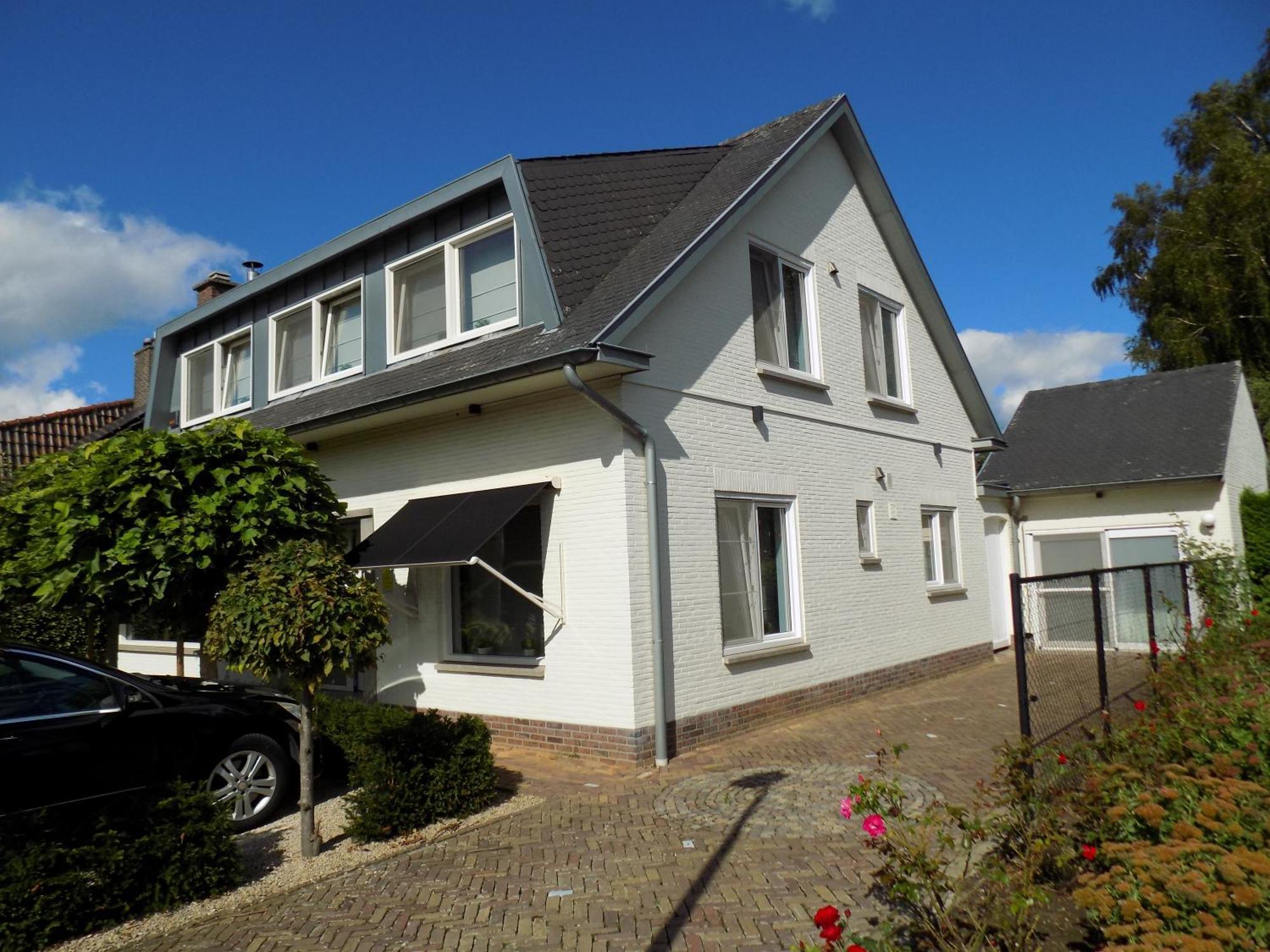 Villa Maas & Kempen Maaseik Esterno foto